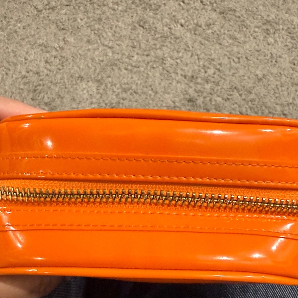 Tory Burch Orange Patent Logo Cosmetic Pouch - Picture 2 of 5